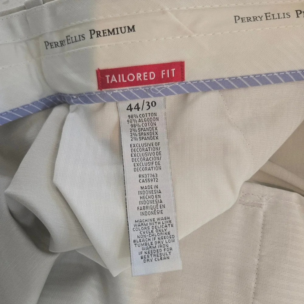 Perry Ellis Pants 44x30 Premium Mens Moonbeam Tailor Fit Luxury Performance NEW